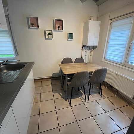Appartement De Charme 40M2 Proche Centre Hospitalier Valenciennes Exterior foto