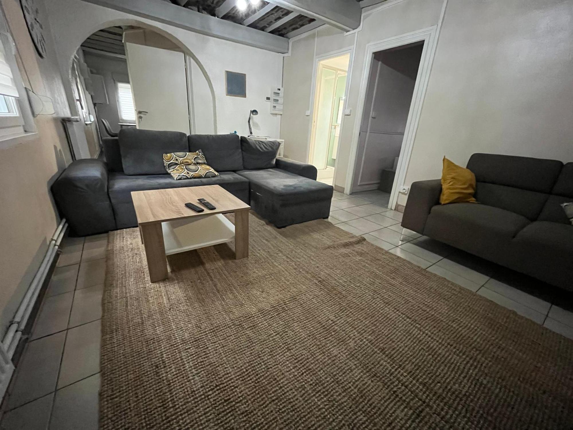 Appartement De Charme 40M2 Proche Centre Hospitalier Valenciennes Exterior foto